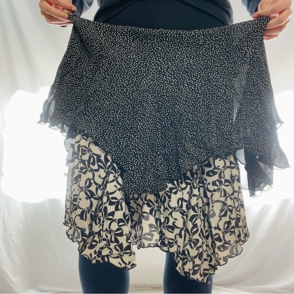 ★ SKIRT ★ - Picture 3 of 4